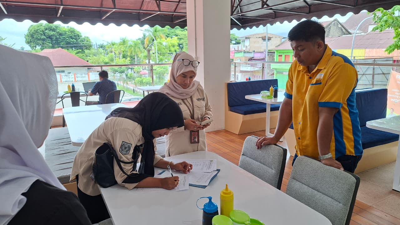 DPMPTSP Palopo Gelar Layanan SI PALING CAKEP di Mall Menara Payung Palopo